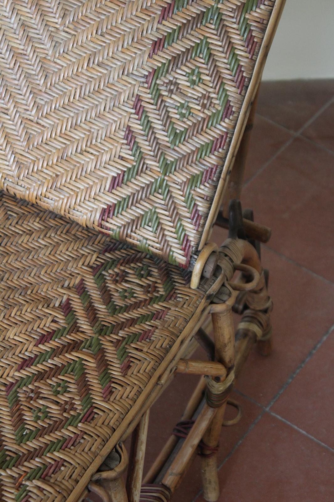 Woven rattan chaise longue